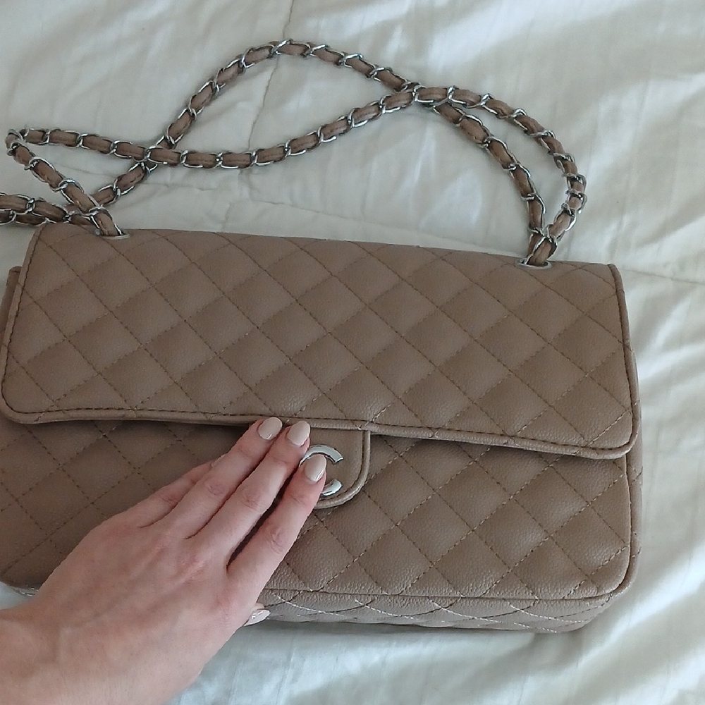 Chanel Elegant Tan Quilted Shoulder Bag